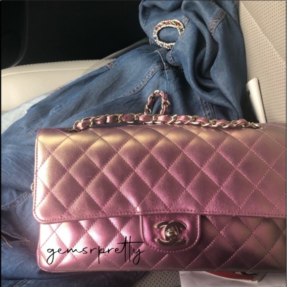 SOLD Chanel Iridescent purple Flap Bag - Picture 4 of 7